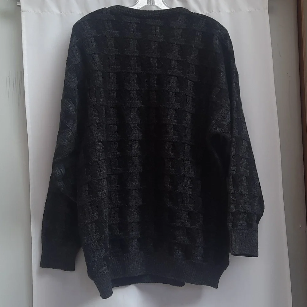 Far Horizons Vintage Australia men's wool blend sweater